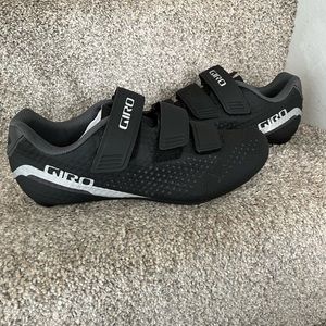 Brand new Giro bike/ Cycling shoes never worn